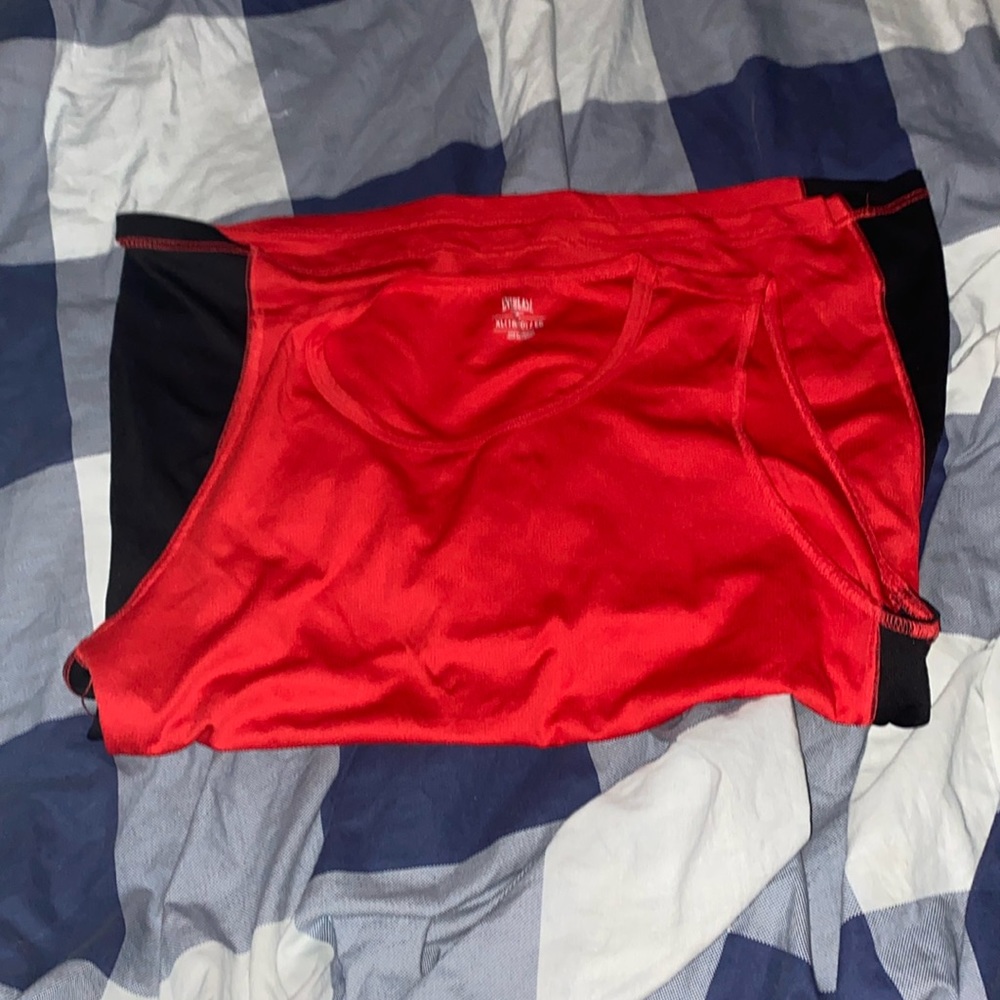 Athletic No-Sleeve T-Shirt